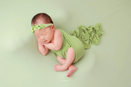 内江宝宝边吃边拉正常吗 内江宝宝边吃边拉正常吗